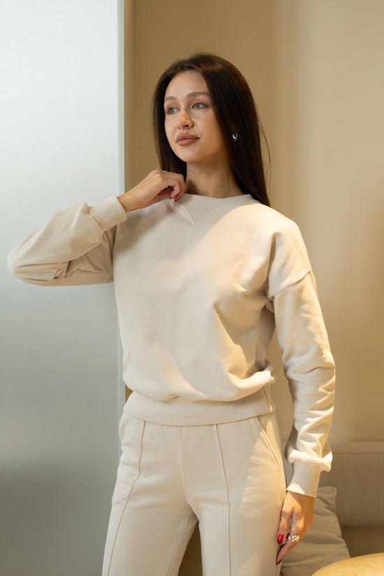 Sweatshirt and palazzo in Beige