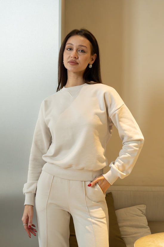 Sweatshirt and palazzo in Beige