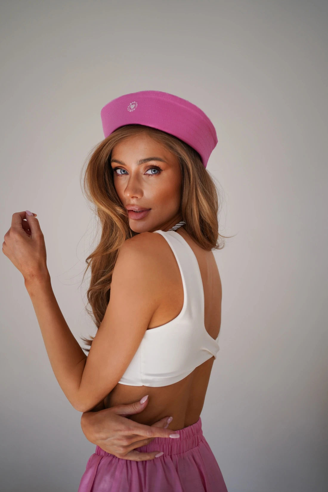 Twist top White