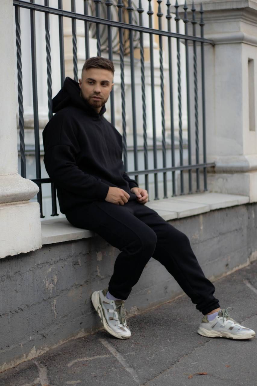 Tracksuit with Oversized Hoodie & Jogger – Black
