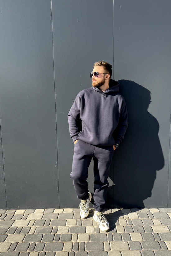 Tracksuit with Oversized Hoodie & Jogger  – Graphite